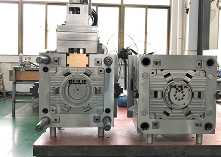 電子設(shè)備模具開(kāi)發(fā)